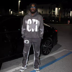 Ensemble de survêtement deux pièces personnalisé, broderie vintage, pour hommes, style streetwear, avec tissu de haute qualité - Product Image 5