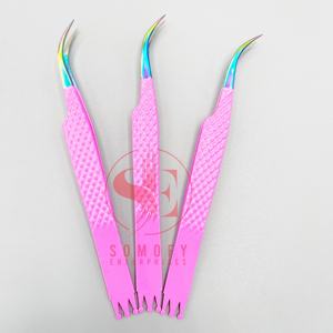 Pinzas de pestañas de acero inoxidable con logotipo personalizado profesional Pinzas de extensión de pestañas curvas de volumen de etiqueta privada de fibra puntiaguda - Product Image 1