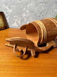 Jarra de Madera Artesanal Estilo Barril Rústico, Vaso Decorativo con Tapa y Asa, Taza de Inspiración Vintage - Product Image 6