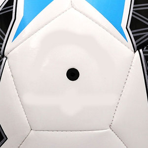 Balón de Fútbol de Entrenamiento Híbrido de Alta Calidad Hecho en Pakistán con Vejiga Reforzada para un Vuelo Consistente y Uso a Largo Plazo en Equipos - Product Image 6