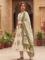 Salwar Kameez Anarkali en coton imprimé floral tissé ivoire, tenue traditionnelle formelle pour femme, idéale pour les mariages et les fêtes en extérieur