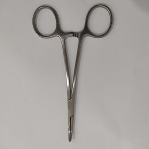 MEDIHEAL SURGICAL CORPORATION Pinces à moustiques en acier inoxydable allemand de classe I 12,5 cm Instruments chirurgicaux pour usage hospitalier - Product Image 2