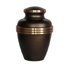 La plupart des ventes en ligne d'aile d'ange gravée pour adulte crémation artisanale en métal urne de style américain cérémonie pour être aimé - Product Image 3