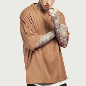 เสื้อยืดผู้ชายไซส์ใหญ่ สีดำ ผ้าฝ้าย แขนสั้น คอกลม ลำลอง สีพื้น ดีไซน์เรียบง่าย ความยาวปกติ ผ้าเจอร์ซีย์ถัก ทรงพอดีตัว - Product Image 5