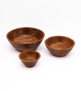 Grand saladier en bois pour dîner en famille, service de table en bois pour événements et réceptions - Product Image 3