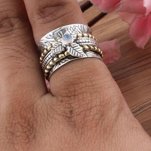 Anillo Clásico de Plata de Ley 925 con Engaste de Turquesa Natural Hecha a Mano, Joyería con Piedra Preciosa de Fuego, Anillo de Boda, Piedra de Nacimiento de Junio - Product Image 4