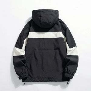 Veste de terrain noire à capuche |   Parka tactique résistant aux intempéries avec empiècements contrastés aux manches |   Fabricant OEM de produits de survie et d'outdoor - Product Image 2