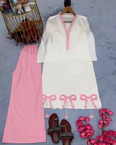 Presentamos el Nuevo Conjunto Pur Roman de Top y Pantalones Plazzo con Bordado de Diseño para Fiestas, Elástico, Antiarrugas, Reversible y de Secado Rápido - Product Image 4