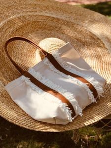 Sac fourre-tout à franges en toile, sac à bandoulière décontracté avec sangle à franges pour le shopping quotidien et les voyages, sac fourre-tout 100% coton écologique - Product Image 1