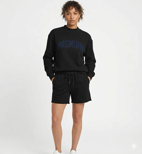 Ensemble élégant et confortable en tricot doux pour femme, col montant, mode hiver stylée, tenue décontractée respirante, usage quotidien, collection moderne - Product Image 1