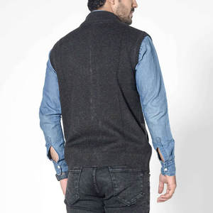 Pulls zippés tricotés pour hommes couleur unie 2026, faible MOQ, fabrication OEM - Product Image 2