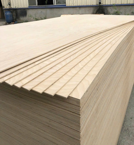 Contrachapado de Álamo/Azada/Pino/Madera Dura de 1220*2440mm y 18mm de Grosor, Hecho en Vietnam, Tamaño Personalizado - Product Image 3