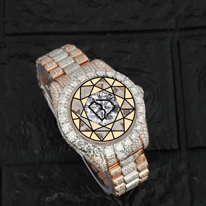 Reloj de Acero Inoxidable con Diamantes de Laboratorio, Chapado en Dos Tonos, Movimiento de Cuarzo Analógico, Cristal, Brazalete con Cierre Plegable, Resistente al Agua - Product Image 3