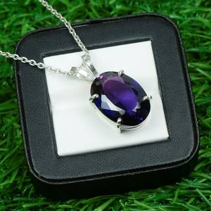 Colgante Clásico de Lujo con Tanzanita Ovalada Grande, Engaste de Bisel Vintage, Plata de Ley 925, Piedra de Nacimiento de Diciembre, Gema Azul Natural - Product Image 4