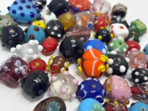 Perles en verre filé à la main à motifs, écologiques, détails artistiques, parfaites pour la fabrication de bijoux, emballage en vrac, acheteurs en gros - Product Image 3