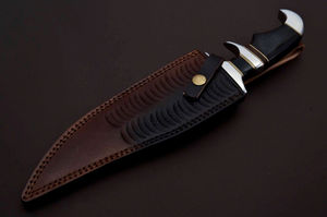 Cuchillo Utilitario de Hoja Fija Hecho a Mano de Alta Demanda |   Empuñadura de doble filo con ranura para los dedos y cubierta de cuero de calidad económica - Product Image 6