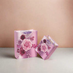 Bolsa de Papel Kraft para Comercio Minorista con Logotipo Rosa Grande y Negro Pequeño, Diseño Personalizado, Laminada, para Empaque en Línea - Product Image 3