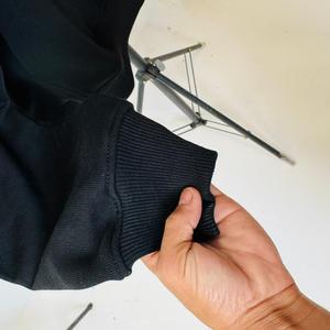 Sudadera con capucha de invierno oversize de corte cuadrado con cremallera de un cuarto, con bordado personalizado con efecto desgastado y lavado a la piedra, diseño de moda, fabricada por Zeyn Industry Streetwear - Product Image 4