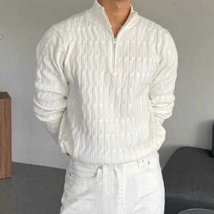 Pull à capuche zippé 1/4 en cachemire blanc uni pour homme, tricoté, à manches longues, respirant, avec doublure en laine, idéal pour l'hiver - Product Image 4