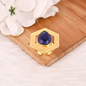 Bague élégante en laiton plaqué or bleu encre, sertie d'une pierre précieuse en forme de poire, bijoux faits à la main pour femmes - Product Image 4