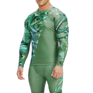 Customized Color Long Sleeve Rash Guard for Men Polyester Training Rashguard Customized Design Sports Rash Guard - Product Image 3