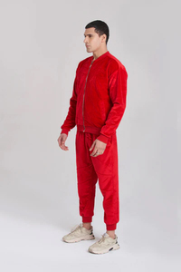 Chándal Unisex Rojo de Terciopelo con Capucha, Diseño 2 en 1, Cremallera Completa, Bolsillos Laterales, Ropa Urbana para Otoño - Product Image 2