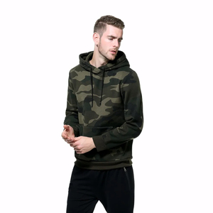 Unisex Oversized Camo Hoodie Plus Size Heavyweight Fashion Wear Camouflage Hoodie OEM Service Men's Camo Hoodie - Product Image 2