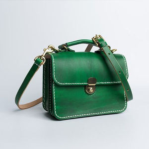 Sac à main carré en cuir véritable, petit format, résistant à l'eau, avec une seule bandoulière, fermeture à rabat zippée, pour le shopping et les voyages - Product Image 1