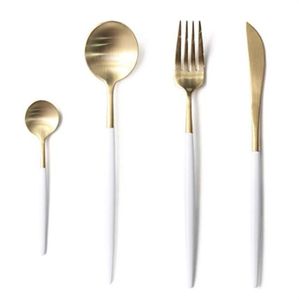 Juego de cubiertos metálicos con acabado antiguo, elegantes utensilios de comedor para decoración de restaurantes vintage, servicio de banquetes y hostelería de lujo. - Product Image 3