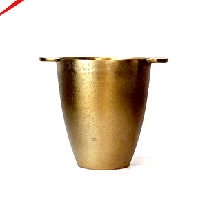 ถังน้ำแข็งแบบคลาสสิกสำหรับงานปาร์ตี้ ร้านอาหาร บาร์ งานแต่งงาน และตกแต่งภายในบ้าน พร้อมที่แช่ไวน์เคลือบทอง - Product Image 4