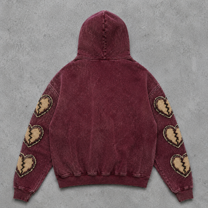 Sudadera con Capucha Premium Personalizada con Lavado Ácido, Estilo Urbano para Hombre, Vintage, Desgastada, con Parche de Chenilla de Corazón Roto - Product Image 4