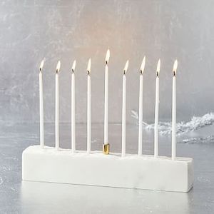 Ménorah en marbre blanc avec base en bois, porte-bougie moderne multi-branche, centre de table artistique pour Hanoucca, contemporain - Product Image 1