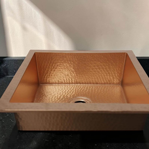 Fregadero de Cocina de Cobre Martillado Hecho a Mano, Fregadero de Preparación de Cocina de Cobre Rústico de Lujo de Una Sola Cubeta para Instalar Bajo Encimera - Product Image 2