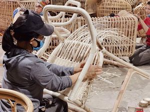 Best Selling Stylish <b>and</b> Eco-Friendly Natural Rattan <b>Kids</b>' <b>Chair</b>: Modern Design Suitable for Indoor <b>and</b> <b>Outdoor</b> Use - Product Image 6