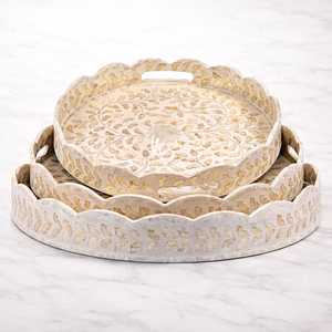 Bandeja de Servir de Nácar con Diseño Floral Único, de Alta Calidad, Ecológica, Apta para Lavavajillas, Decoración para Bodas y Hogar - Product Image 1