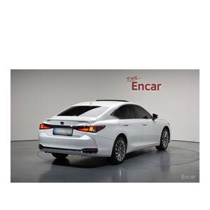 Lexus ES Luxury Plus 2024, conduite à gauche, sièges en cuir, caméra de recul, 31 746 km - Product Image 2