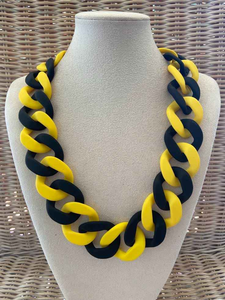 Collar de cadena gruesa amarillo y negro, joyería de moda para mujer a los precios más bajos por NEHA ENTERPRISES - Product Image 1