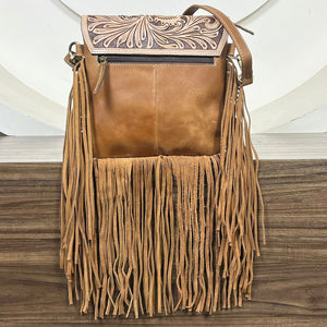 Bolso Bandolera de Cuero Vacuno con Flecos Estilo Western, Bolso de Hombro Boho Chic con Diseño Floral Grabado a Mano, Bolso de Viaje para Mujer - Product Image 5