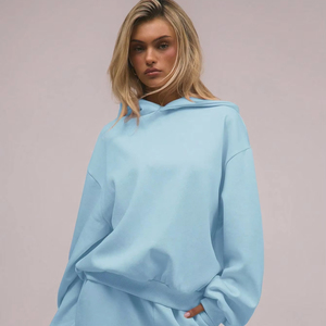 Ensemble de jogging pour femme, coupe slim, tissu coton et polyester, sweat à capuche zippé, respirant, extensible, vêtements de sport et de fitness. - Product Image 1