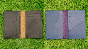 Cartera Exclusiva de Cuero Texturizado Azul Cobra y Verde Oliva, Cartera Delgada Minimalista de Piel de Vaca Genuina para Hombre, Estilo Premium y Moderno - Product Image 3
