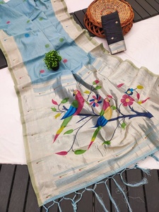 Sari en coton bleu clair avec tissage floral et motifs de paon, tenue traditionnelle indienne pour mariage, pour femmes - Product Image 2