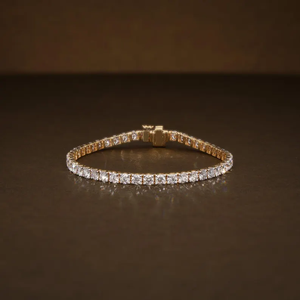 กำไลข้อมือเพชรเทียมทรงกลมเจียระไนแบบบริลเลียนท์ น้ำหนักรวม 7.35 กะรัต ระดับความสะอาด VVS2 สี E-F ได้รับการรับรอง ดีไซน์หรูหรา - Product Image 1