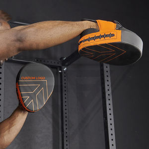 Vendas de boxeo de cuero y PU duraderas blancas y negras al por mayor para entrenamiento de combate con cierre de gancho y bucle - Product Image 3