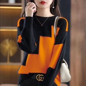 Women's Long Sleeve Winter Knit <b>Sweater</b> <b>Crewneck</b> Oversized Casual Pullover Soft Warm Cozy Loose Fit Top - Product Image 4
