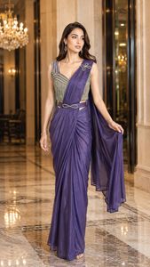 Elegante Sari de Seda Morado con Blusa con Cuentas para Bodas, Estilo Indio-Pakistaní, Largo hasta el Suelo, Corte Regular para Mujer - Product Image 1