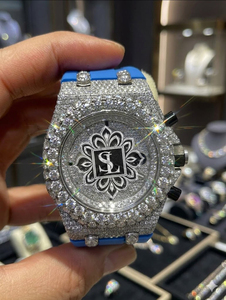 Reloj Cronógrafo Totalmente Cubierto de Diamantes para Hombre |   Reloj Mecánico con Diamantes Moissanite VVS, Correa de Goma Azul de 20 mm, Esfera de 46 mm |   Vintage Retro - Product Image 1