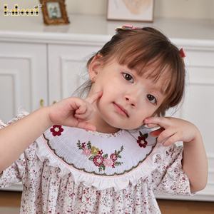 Vestido acampanado ECO Smocked para niñas y niños con detalles de encaje 100% algodón certificado por el Fabricante Mayorista ODM OEM DR4403 - Product Image 2