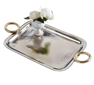 Plateau de service en métal, plat décoratif pour centre de table de mariage, vaisselle d'hôtel, traiteur, fournisseur en gros en Inde - Product Image 1