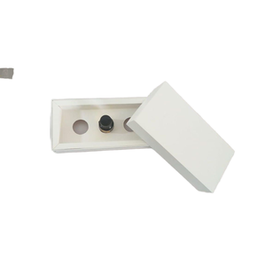 Caja de Embalaje Cosmético Ecológica de Cartón Kraft Natural con Recubrimiento UV y Laminado Mate |   Caja Rígida con Relieve y Forro de Esponja - Product Image 5