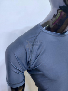 Rashguards de MMA Lisos Hechos de Tela de 240 GSM, Venta al Por Mayor a Precio Económico, Rashguard Negro Sin Gi - Product Image 4